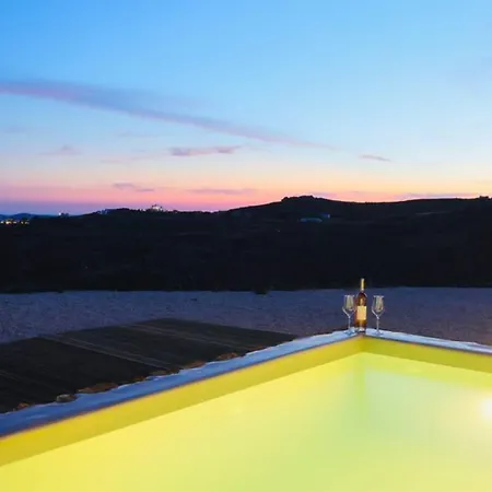 Mykonos Kaparia House بيت للعطل